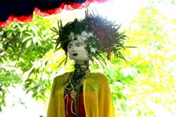 FEATURE: Kegelisahan Pemain Boneka Magis Nini Thowong dari Bantul