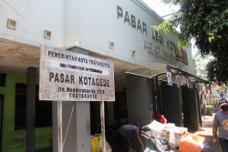 KULINER JOGJA: Berburu Jajanan Kuno di Pasar Tertua Jogja
