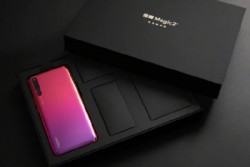 Tanpa Notch, Honor Magic 2 Pakai 3 Kamera