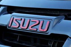 Saingi Toyota dan Honda, Isuzu Bikin SUV Kecil