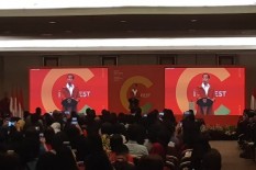 Presiden Jokowi Beli Jaket Lokal dan Langsung Memakainya di Ideafest 2018, Berapa Harganya?