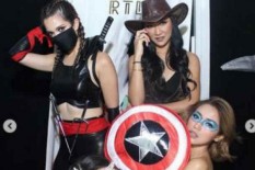 Kostum Halloween Nia Ramadhani Undang Kritik Warganet 