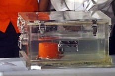 Kenapa Black Box Lion Air PK-LQP Harus Terus Direndam di Kotak Air?