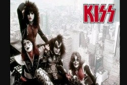Pamit Mundur, Kiss Siapkan Tur Perpisahan