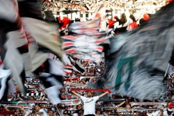 BUNDESLIGA PEKAN 10: Frankfurt Benamkan Stuttgart di Rumahnya