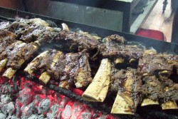Pencinta Kuliner, Lima Hidangan Ini Legendaris di Makassar