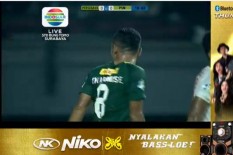 PERSEBAYA VS PSM MAKASSAR : Babak Pertama, Pahabol Bawa Persebaya Unggul 1-0 