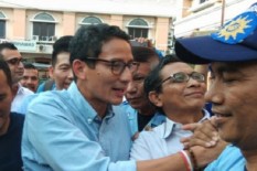 Sandiaga Uno Diminta Klarifikasi Video saat Melangkahi Makam Kakek Gus Dur