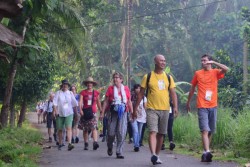 Ratusan Warga Asing Bakal Jalan Kaki 10 Kilometer Lintasi Sleman