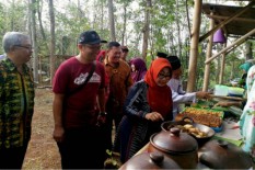Pasar Minggu Pahing Bisa Jadi Destinasi Wisata Halal Gunungkidul