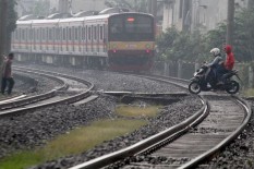 KRL Anjlok di Cisauk, Ratusan Penumpang Langsung Dievakuasi