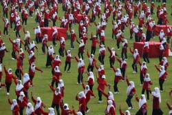 HARI GURU: Guru Menjauh dari Semangat 45, Menutup Diri dari Kebinekaan