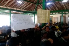 Geger Warga Gunungkidul, Geruduk Balai Desa Balong Tuntut Kades Mundur karena Diduga Selingkuh