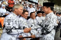 PP No.49/2018 Buka Peluang Guru Honorer Jadi PNS
