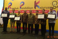 PLN Satu-satunya BUMN Peraih Penghargaan Kemendikbud untuk Program Vokasi Siswa SMK