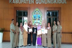 Titien dan Avrianto Sabet Penghargaan PAUD