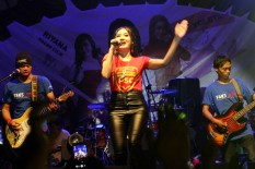 Soal Endorse Kosmetik Ilegal, Pedangdut Nella Kharisma Penuhi Panggilan Polda Jatim