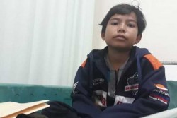 Bocah Ini Bersuara seperti Terompet Gara-Gara Tak Sengaja Menelan Peluit