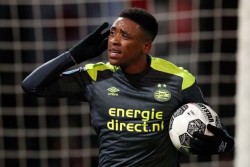 EREDIVISIE PEKAN 17: PSV Jaga Jarak dari Ajax