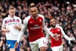 TOP SCORER LIGA PREMIER: Aubameyang & Salah Bersaing Sengit