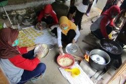 KBA Kemuning, Mengais Rezeki, Membangun Ekonomi