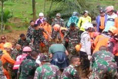 Longsor Sukabumi Telan 15 Nyawa
