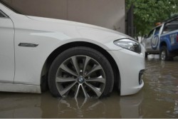 Begini Cara Klaim Asuransi Mobil yang Terkena Bencana
