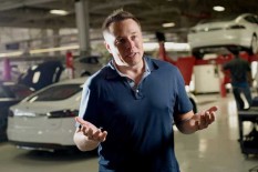 Elon Musk Malu, Tesla Belum Bisa Salip Mercy & BMW