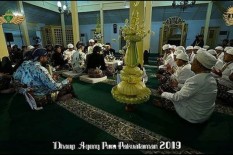 DHAUP AGENG : Usai Akad, Kusumo Bimantoro dan Maya Lakhsita Bertemu dalam Prosesi Panggih