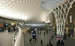 Di Britania Raya, Bentuk Gedung yang Unik Jadi Daya Tarik Wisata