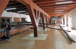 Melihat Artefak Asli Kepelabuhan Indonesia di Museum Maritim