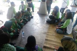 Ratusan Siswa SD Mendapat Materi Literasi Keuangan