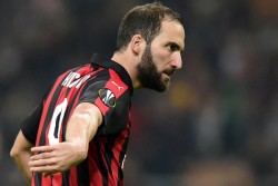 BURSA TRANSFER: Gattuso Persilakan Higuain Menuju Chelsea