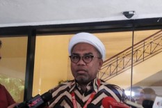 Ngabalin Tantang Prabowo untuk Berikan Data Mantan Presiden yang Diinteli