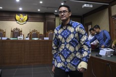 Presiden Jokowi Berhentikan Zumi Zola dari Jabatan Gubernur Jambi