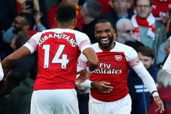 Kalah di Derby London, Chelsea Dipepet Arsenal & MU