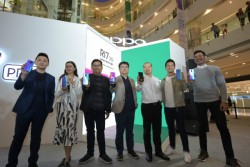 DIY Pasar Potensial Produk Ponsel Pintar OPPO