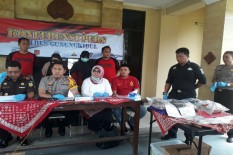 Oplos Daging Sapi dan Daging Babi, Dua Pedagang Pasar Argosari dan Pasar Playen Ditangkap Polisi 