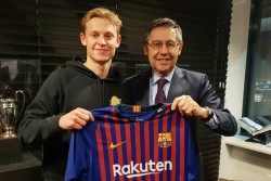 Barcelona Pagari De Jong Klausul Pelepasan Rp6,4 Triliun