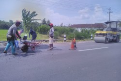 Kulonprogo Siapkan 82 Proyek untuk Perbaikan Jalan dan Jembatan di 2019