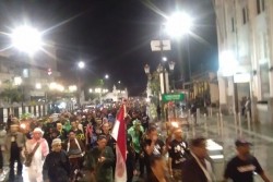Malam Jumat Kliwon, Ratusan Tikus Pithi Melebur dalam Tapa Bisu