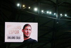 Bintang Dunia Iuran untuk Teruskan Pencarian Emiliano Sala