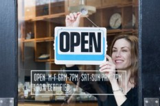 IDE BISNIS: Gampang-Gampang Susah Bikin Usaha Sampingan Sambil Kerja Kantoran
