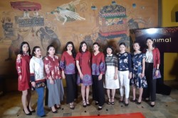 Sumber Inspirasi Busana Imlek dari Keramik hingga Kimono