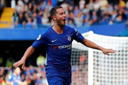 Higuain & Hazard Cetak Brace, Chelsea Cukur Huddersfield 5-0