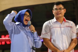 Meriah, Tinju Profesional di Mall Dipuji Chris John 