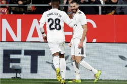 Kalahkan Alaves 3-0, Madrid Kian Dekati Atletico
