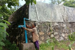 INSTALASI IRIGASI: Pompa Air Tanpa Motor, Sekali Berarti Sudah Itu Mati