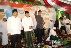 Birokrasi Sarungan ala Taj Yasin Menular ke PNS Pemprov Jateng