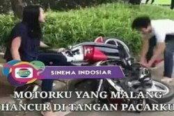 Bikin Ngakak, Meme Pria Rusak Motor Saat Ditilang Jadi Hits di Twitter